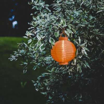 Sodo-zibintas-saules-baterija-479-18-2-2