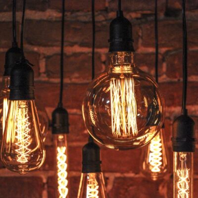 Dekoratyvine-retro-edisono-vintazine-kaitrine-lempute-3