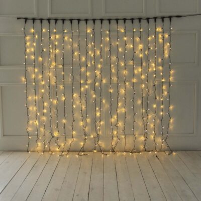 LED-uzuolaida-geltona-juodas-laidas-kaledine-3