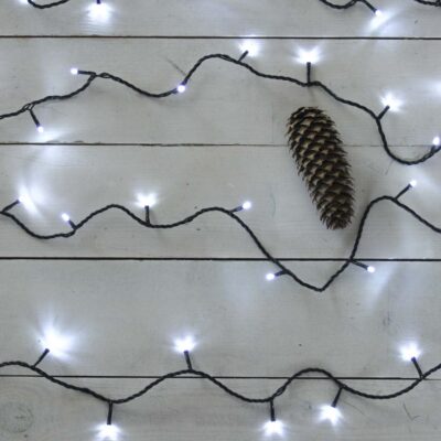 kaledine-LED-girlianda-balta-juodas-laidas-2