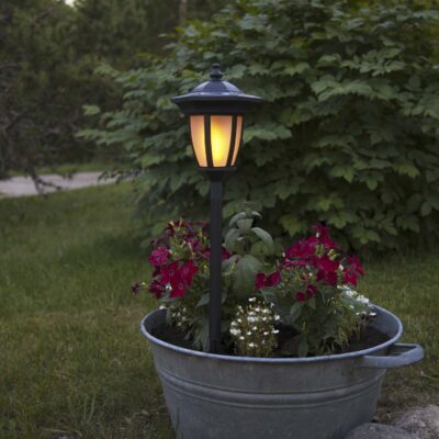 Sodo-dekoracija-zibintas-saulės-baterijos-elementai_480-07_MB_003