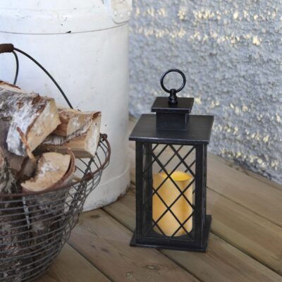 Sodo-lauko-adekoracija-zibintas_zvakide_067-92_MB_001