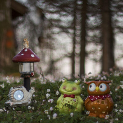 Sodo-lauko-dekoracija-zibintas-saulės-baterijos-elementai_477-27,477-39,479-12,479-14_MB_001 (1)