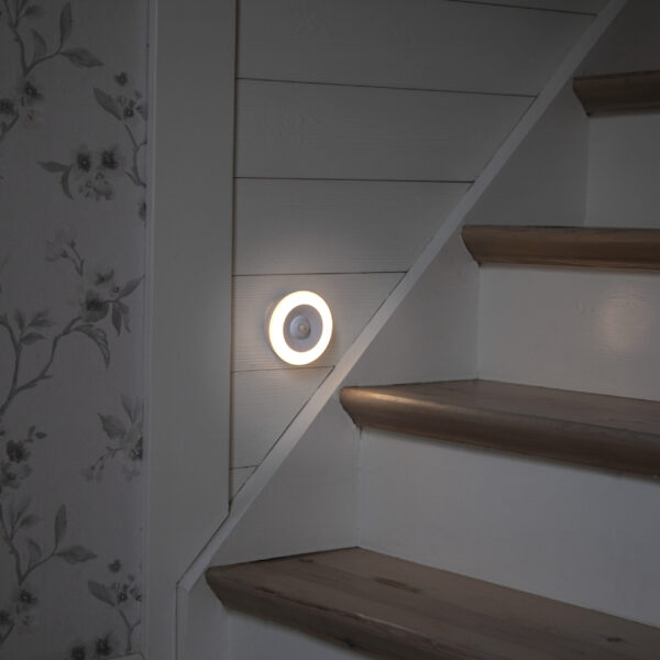 357-28 naktine lempute led 357-28 naktine lempute led