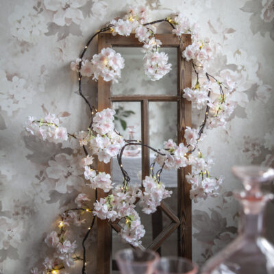 581-33 namu girlianda cherryflower su baterijomis